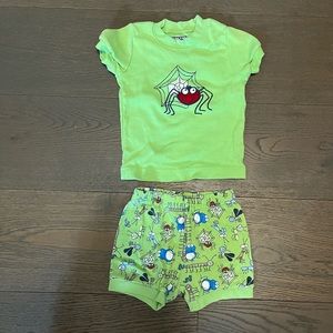 Kirkland boys spring / summer pj set brand new